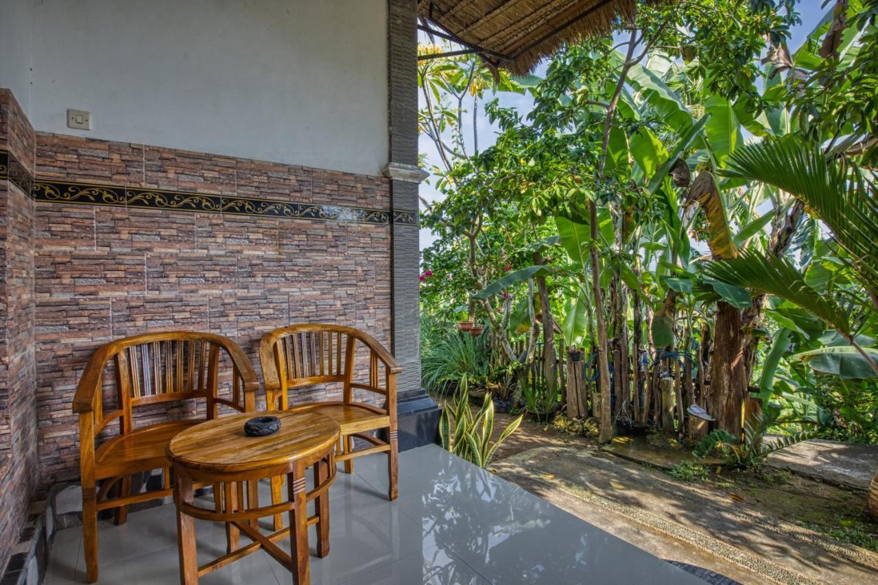 Bagus Cottage Batununggul Exterior photo